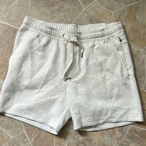 American Eagle 24/7 5.5” Jogger Short (MENS)